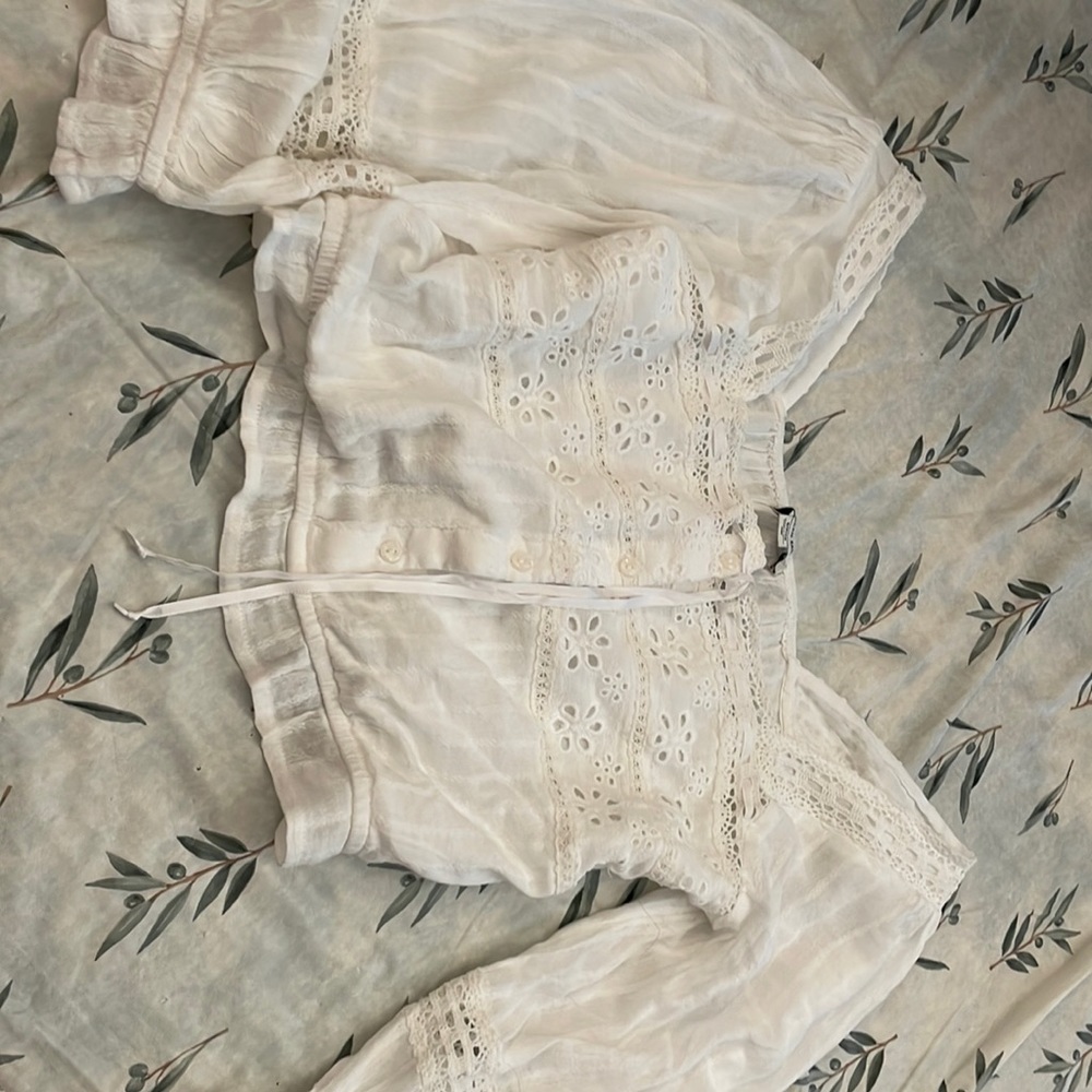 Small Hollister shirt!